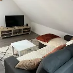 Le Petit Cloitre Apartment