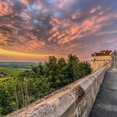 Le Petit Cloitre Langres